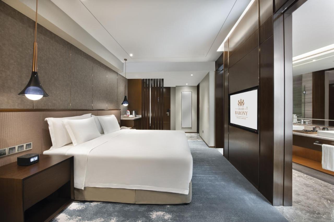 Grand Barony Qingdao Airport Hotel Exterior foto