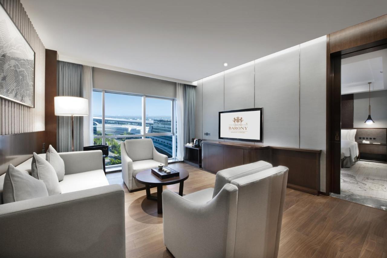 Grand Barony Qingdao Airport Hotel Exterior foto